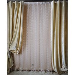 Set of curtains made of velvet.