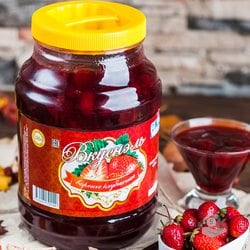 Strawberry jam wholesale directly from manufacturer of Vkusnoe. Push!